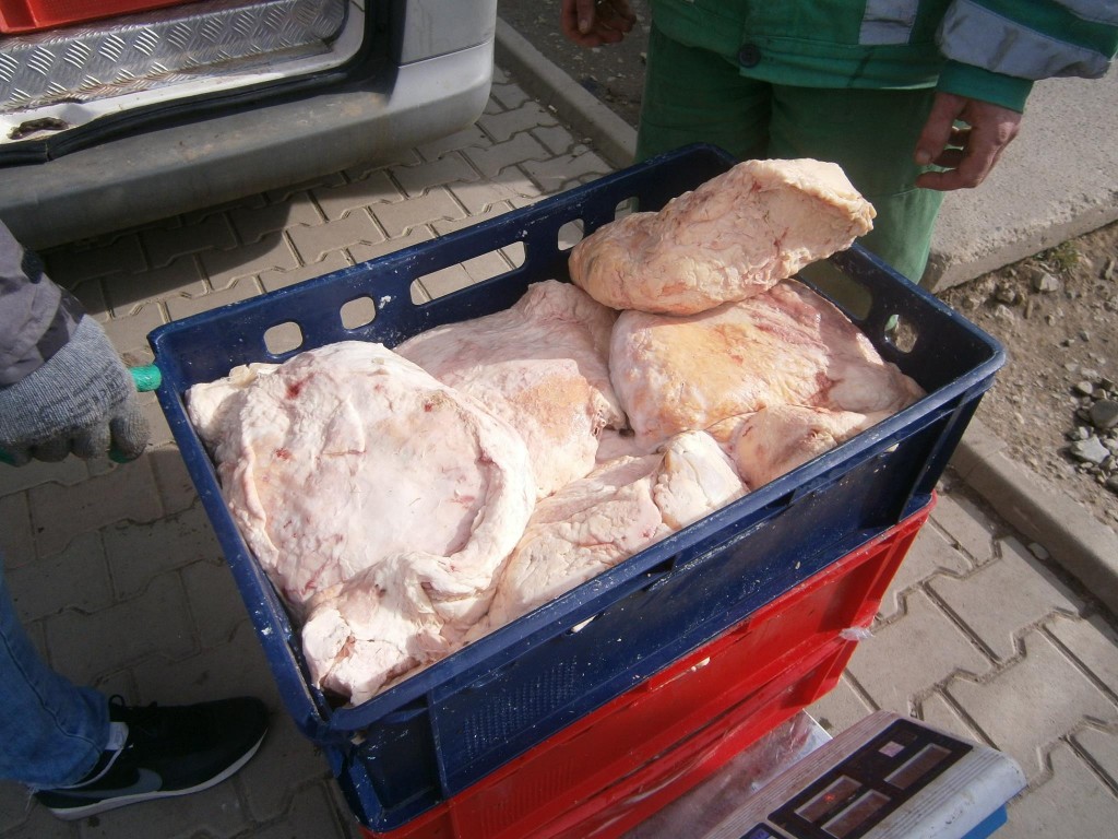  încă 780 kg de carne - donații