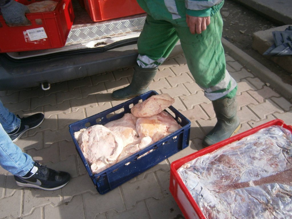  încă 780 kg de carne - donații